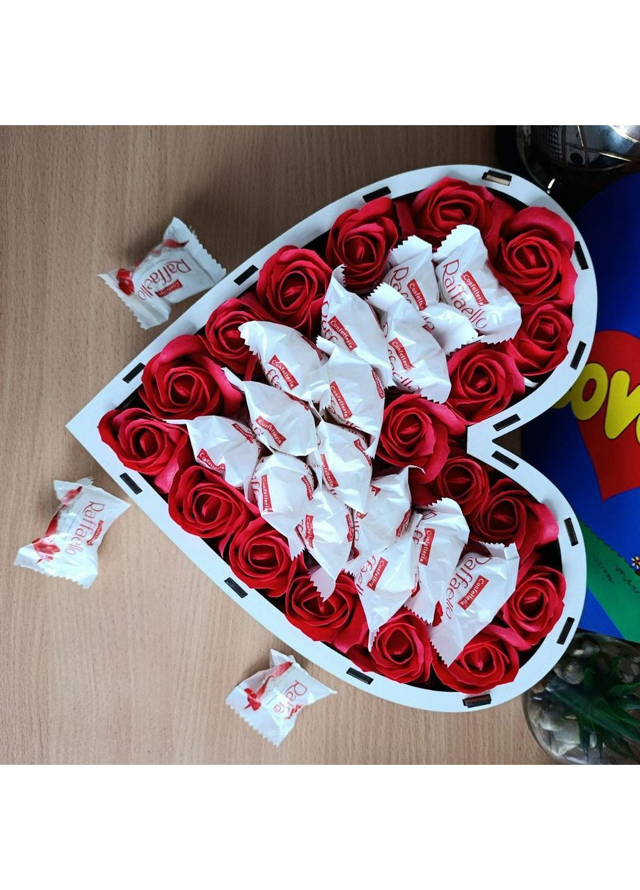 Бокс серце з цукерками для дівчини на день народження день закоханих 8 березня свято (ar282) No Brand (355794564)