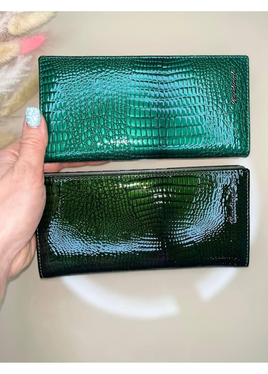 Жіночий гаманець шкіра лаковий магнітна застібка Cardinal (369723538)