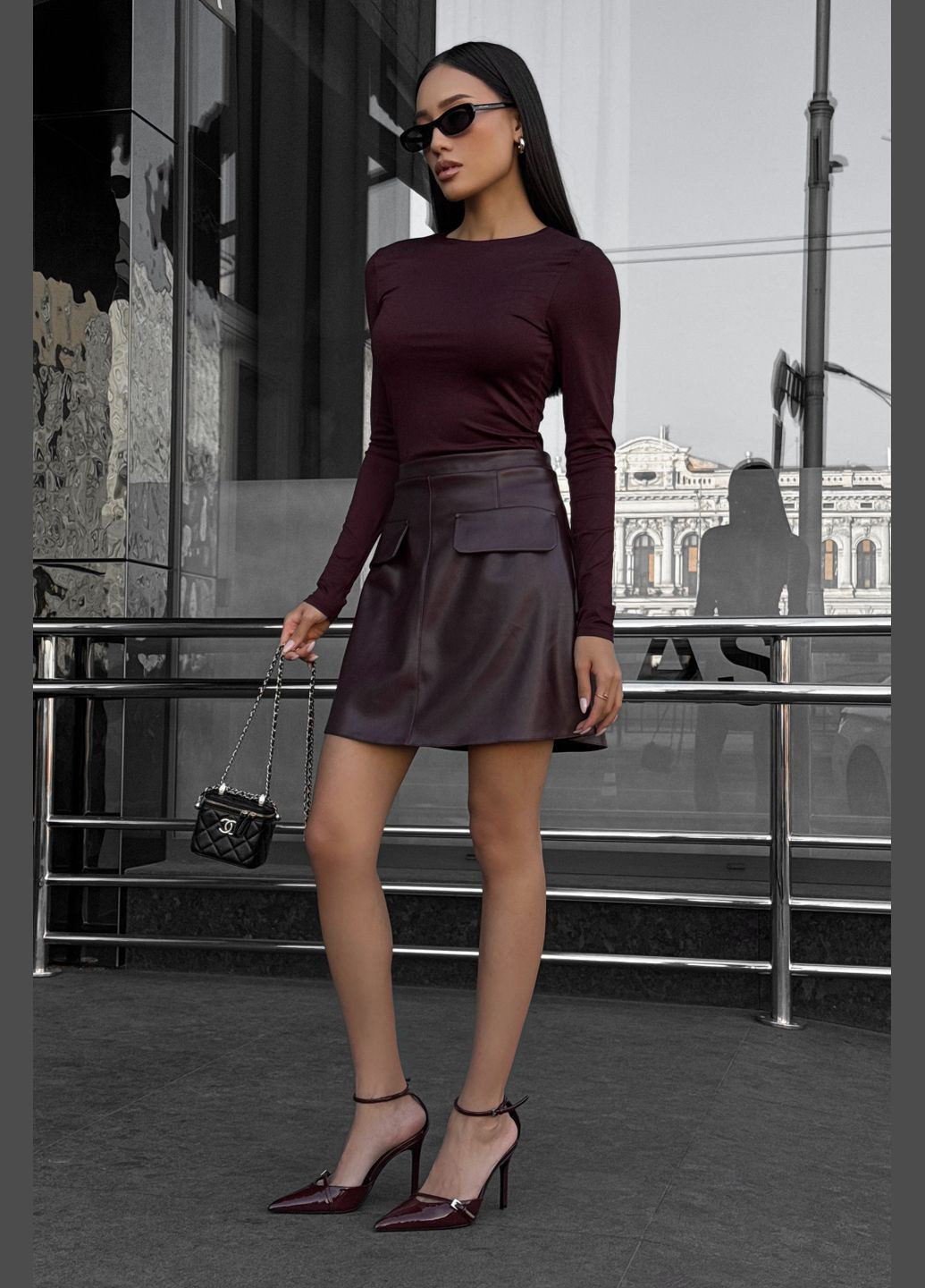 Темно-бордовая повседневная, кэжуал однотонная мини юбка из экокожи в цвете марсала. Jadone Fashion а-силуэта (трапеция)