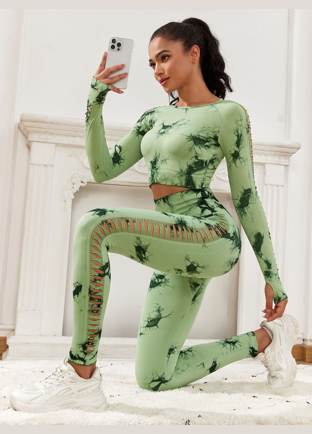 Костюм для фитнеса рашгард и леггинсы с Push-Up эффектом черный No Brand (330774376)