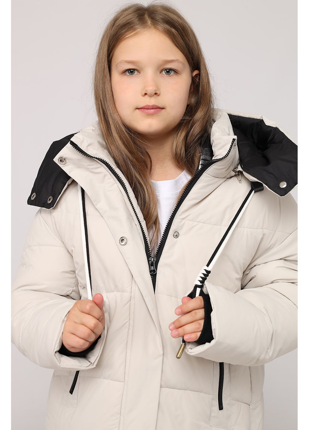 Молочная зимняя куртка для девочки цвет молочный цб-00280224 Yuki