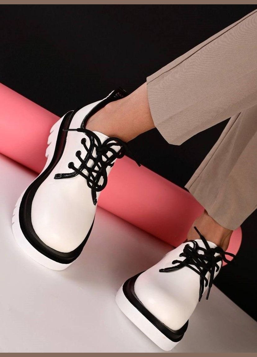 No Brand Туфлі жіночі білі на шнурівці дербі білий з штучна шкіра, — демісезон (332791369)