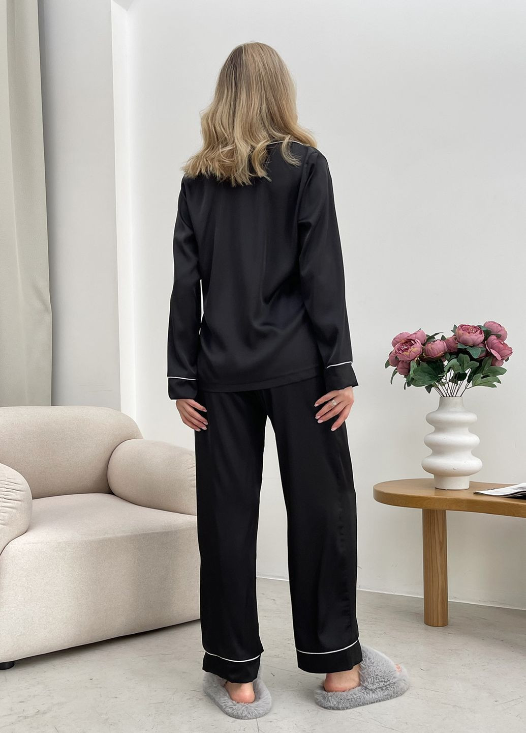 Черная всесезон шелковые пижамы женские с белым кантом (рубашка + штаны) рубашка + брюки No Brand