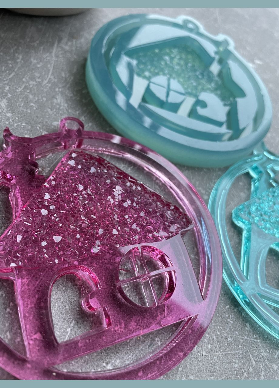 Молд Дім з кристалічною кришею у колі форма для новорічних іграшок на ялинку силіконова форма для епоксидної смоли No Brand (370566972)