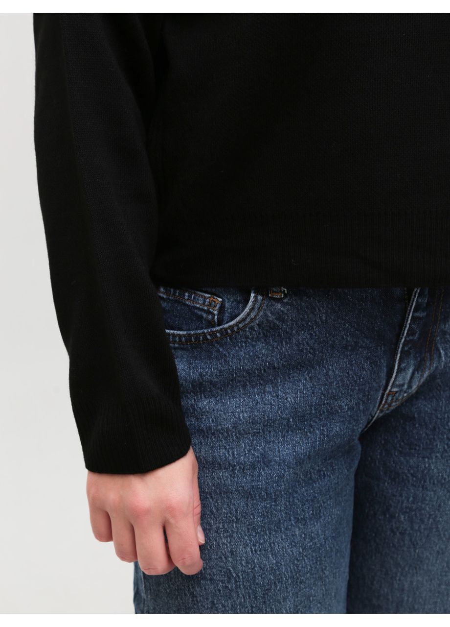 Черный демисезонный свитер женский черный укороченный джемпер Karon Пряма