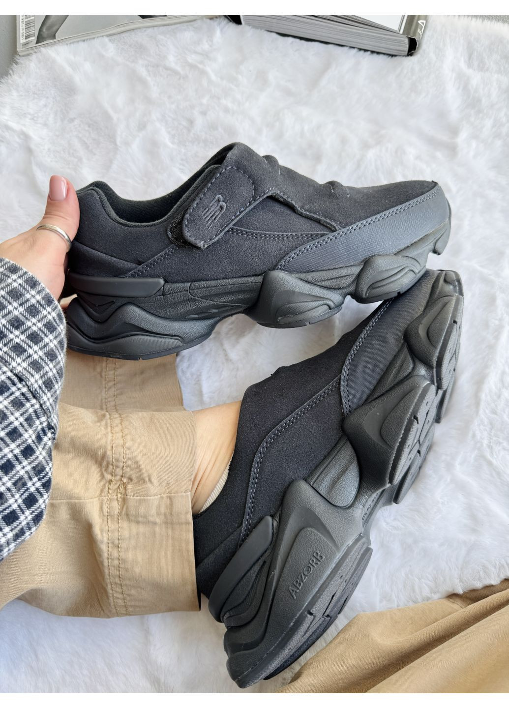 Черные демисезонные кроссовки мужские new balance 8040 black нью беланс 8040 No Brand