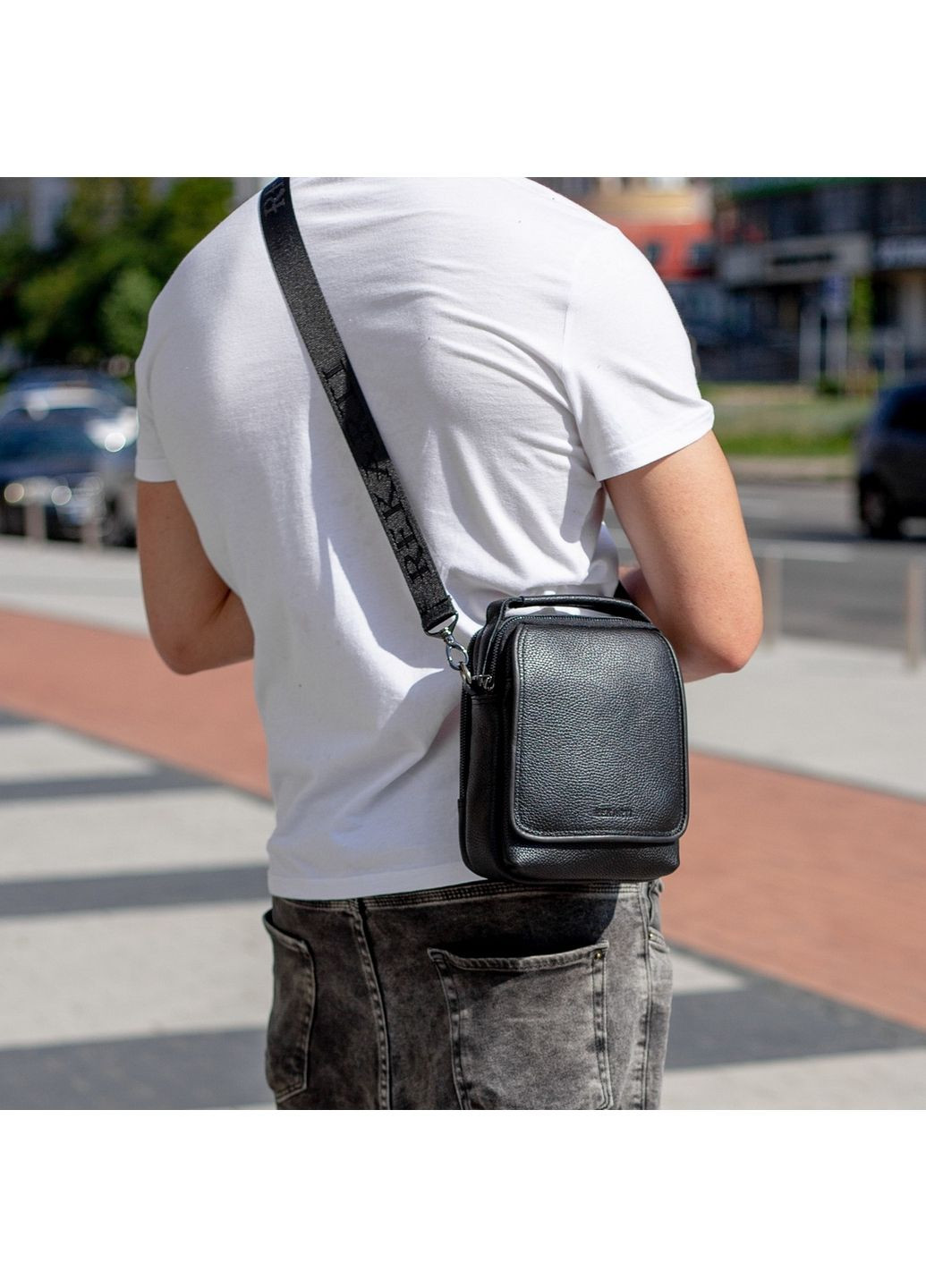 Шкіряна чоловіча сумка через плече 24х21х8 см Tiding Bag (289368354)