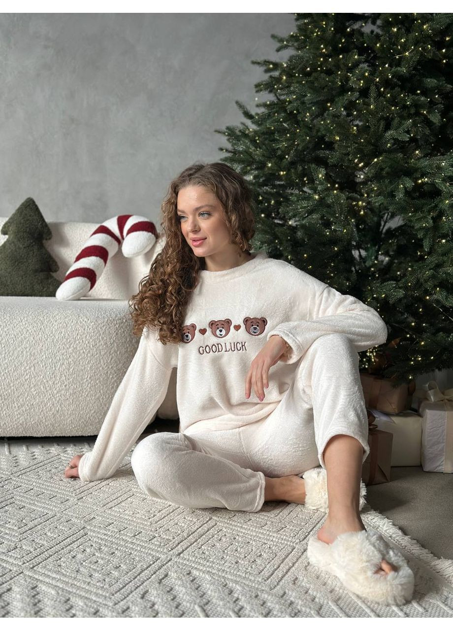 Молочная всесезон нежная плюшевая пижамка Vakko