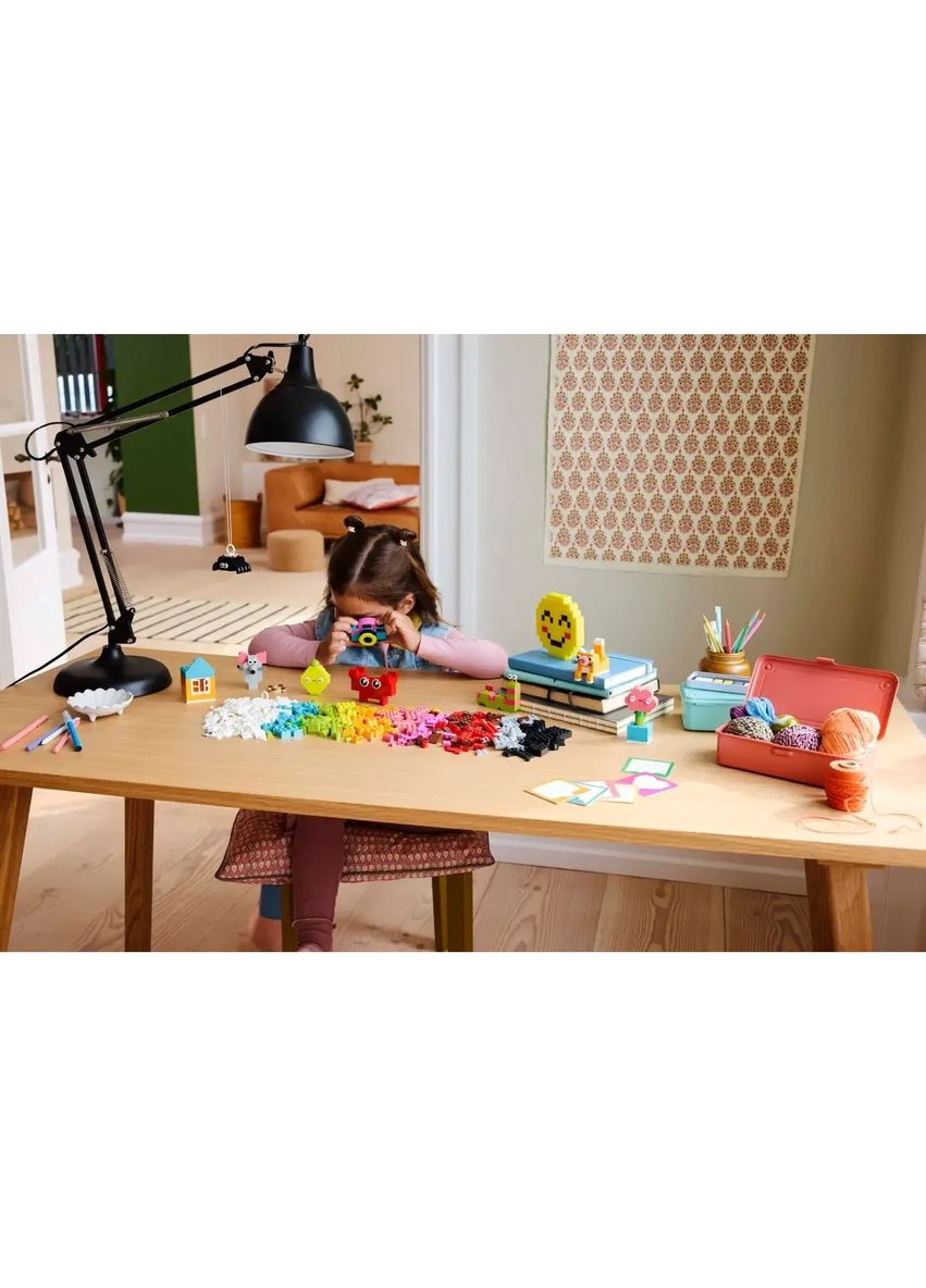 Конструктор Classic Счастливый творческий набор, 680 деталей () Lego 11042 (328394966)