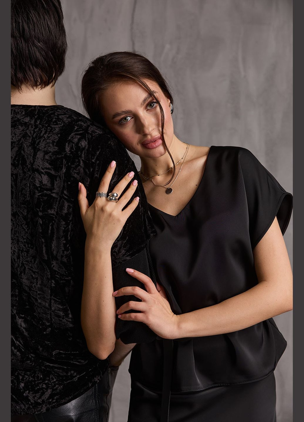 Черная демисезонная блуза Triko Bakh шовк-сатин