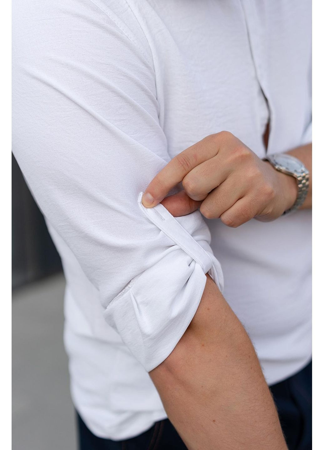 Стильна чоловіча сорочка з прямим приталеним кроєм та коміром-стійкою Vakko (362189159)