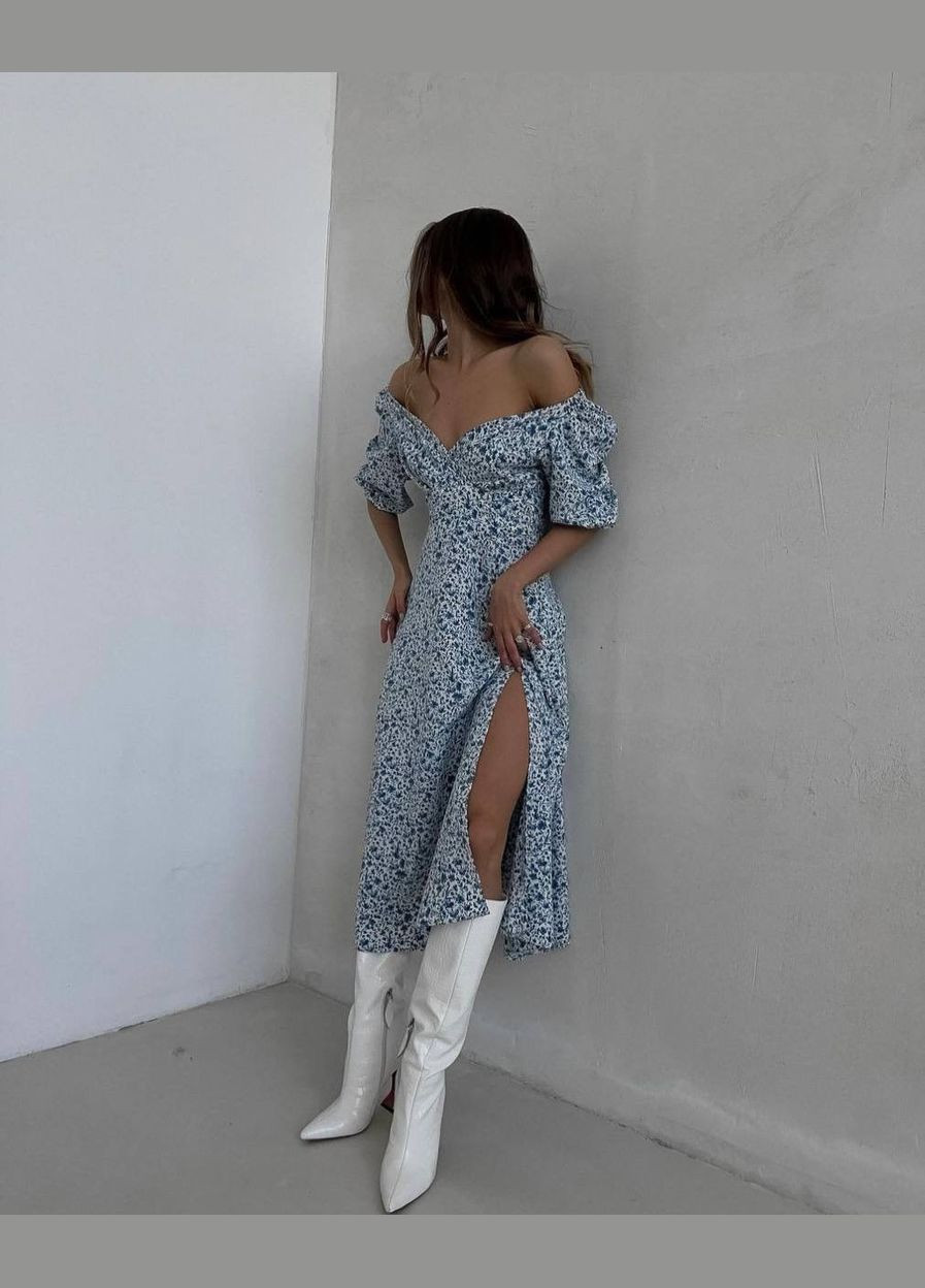 Синее красивое стильное синее платье из софта люкс качества в цветочном принте, летнее платье с разрезом от бедра и коротким рукавом No Brand