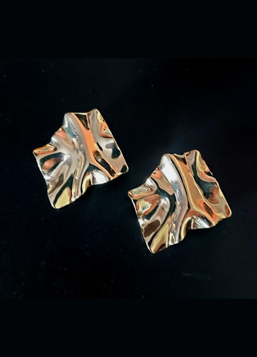 Сережки стильные металлические Золотого цвета No Brand (325700191)