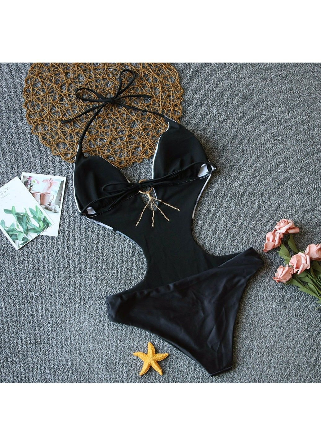 Чорний купальник суцільний монокіні з відкритою спиною і металевим декором монокіні No Brand