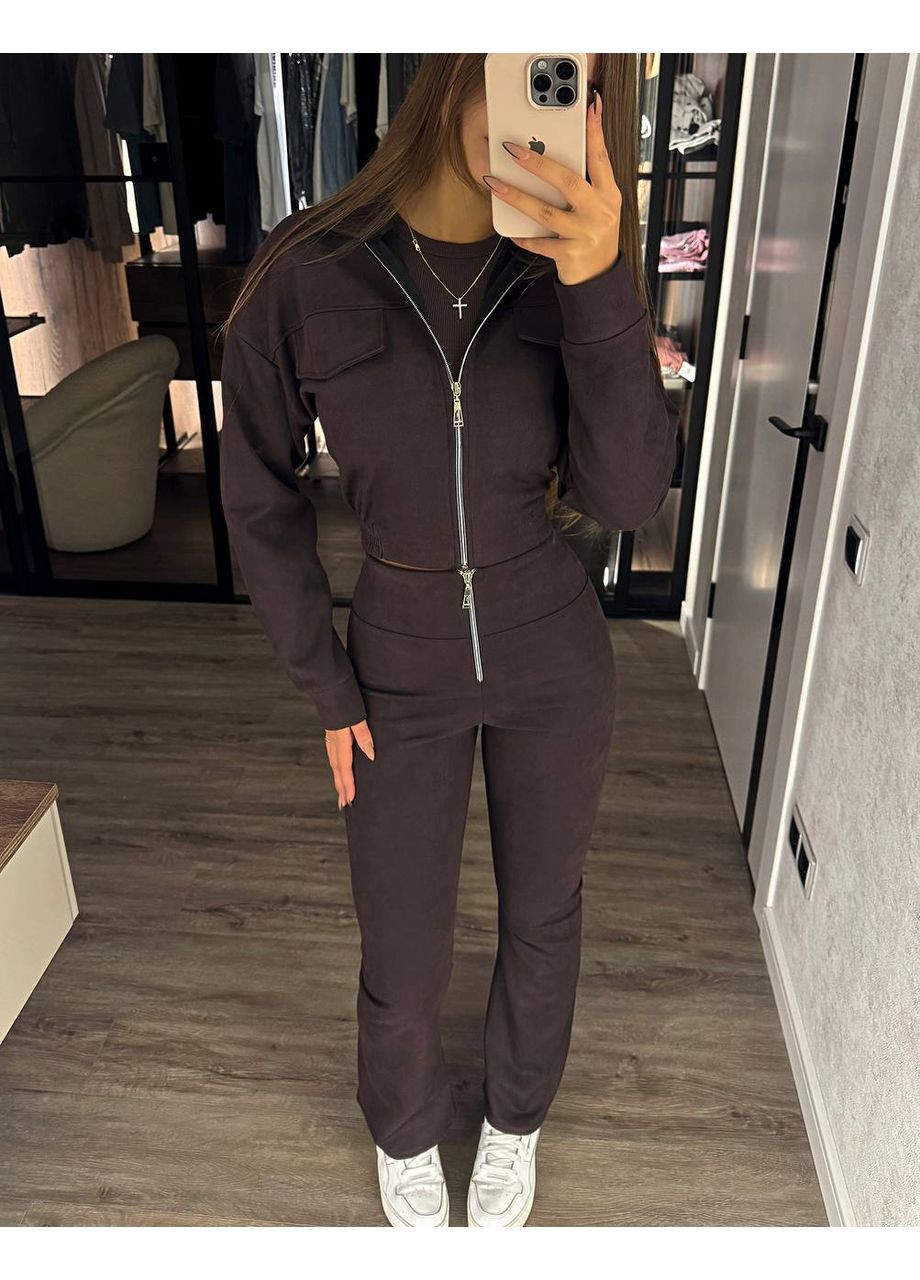 Жіночий замшевий костюм двійка: кофта та штани кльош MonCher (363020932)