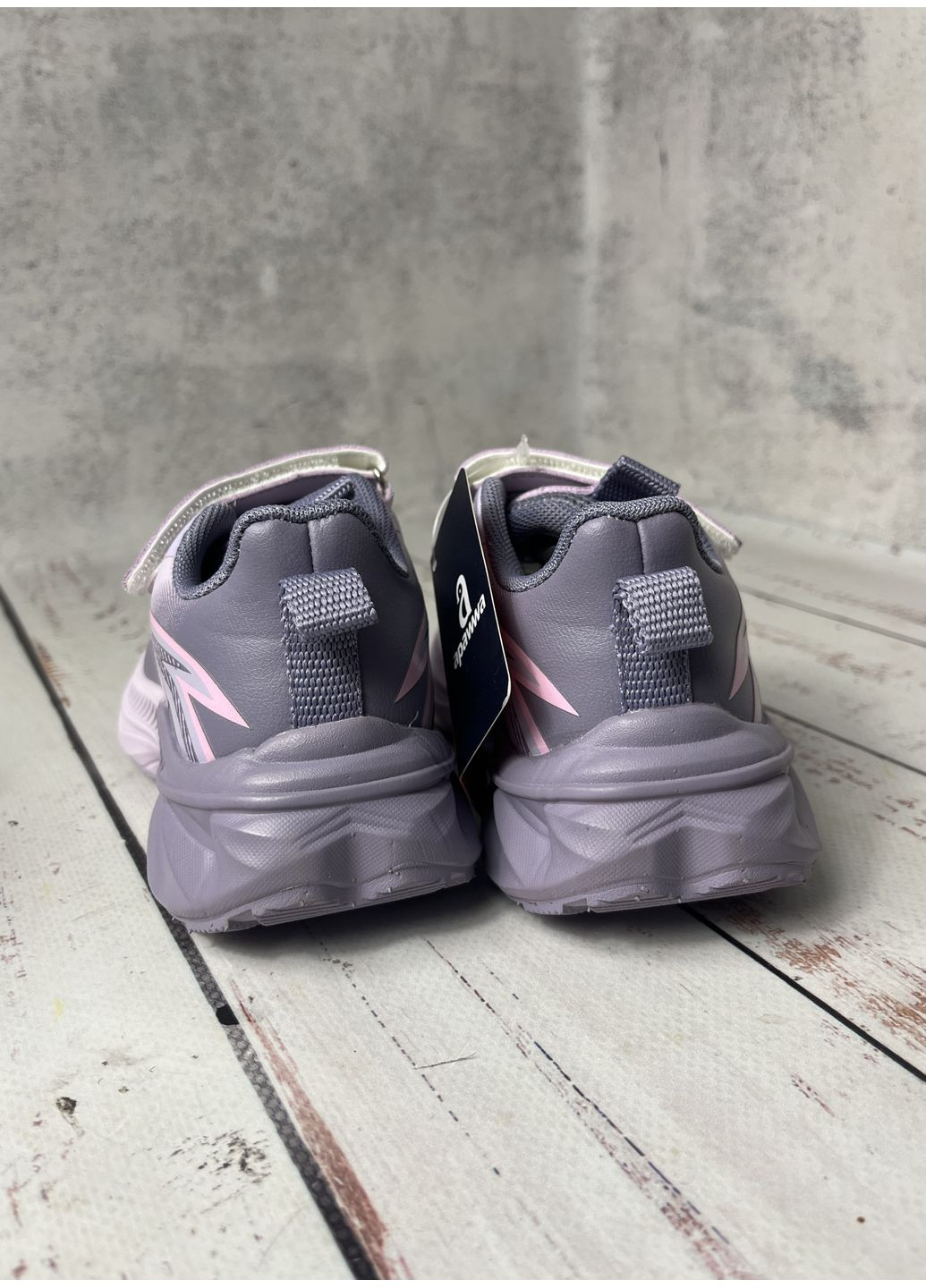 Світло-фіолетові всесезонні кросівки дитячі на дівчинку фіолетовий (471) Apawwa