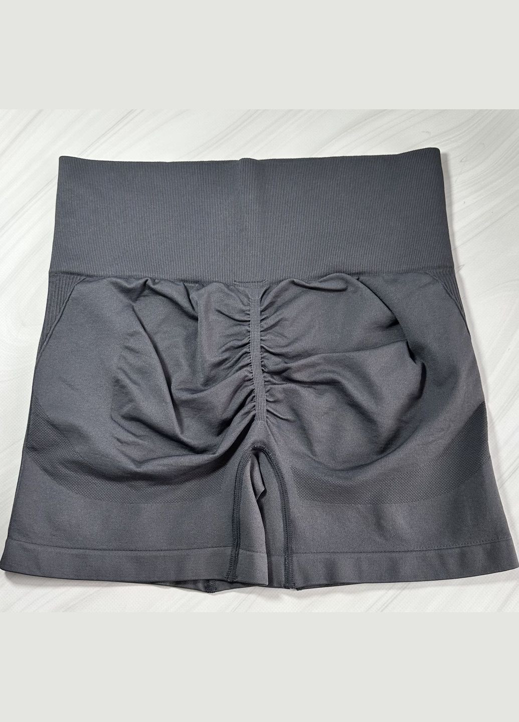 Однотонные бесшовные шорты с эффектом пуш-ап No Brand (328596666)