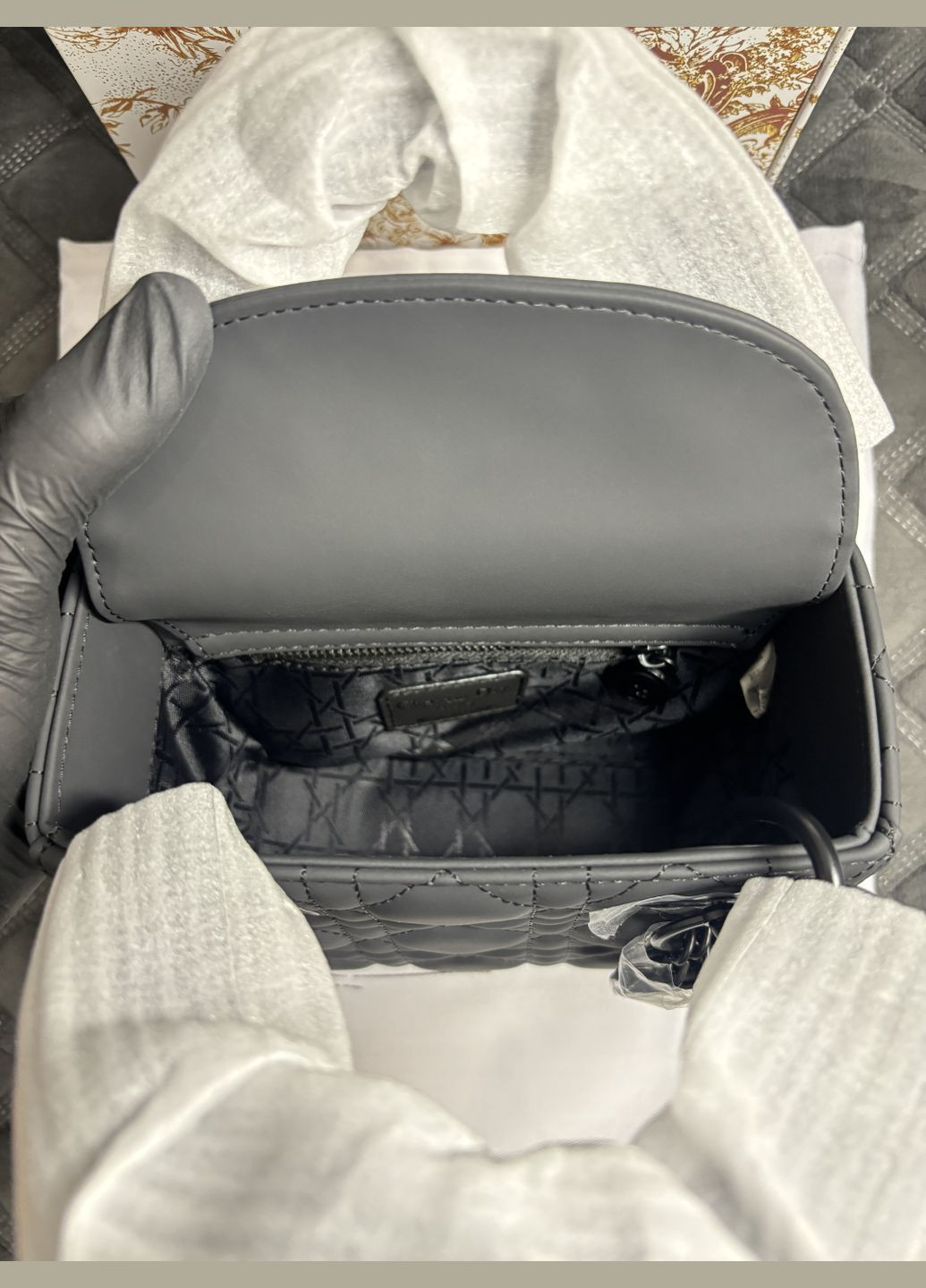 Сумка леді міні чорна ультраматова шкіряна Cannage Black Ultramatte Lambskin Lady Mini Bag No Brand Lady Dior mini (326024727)