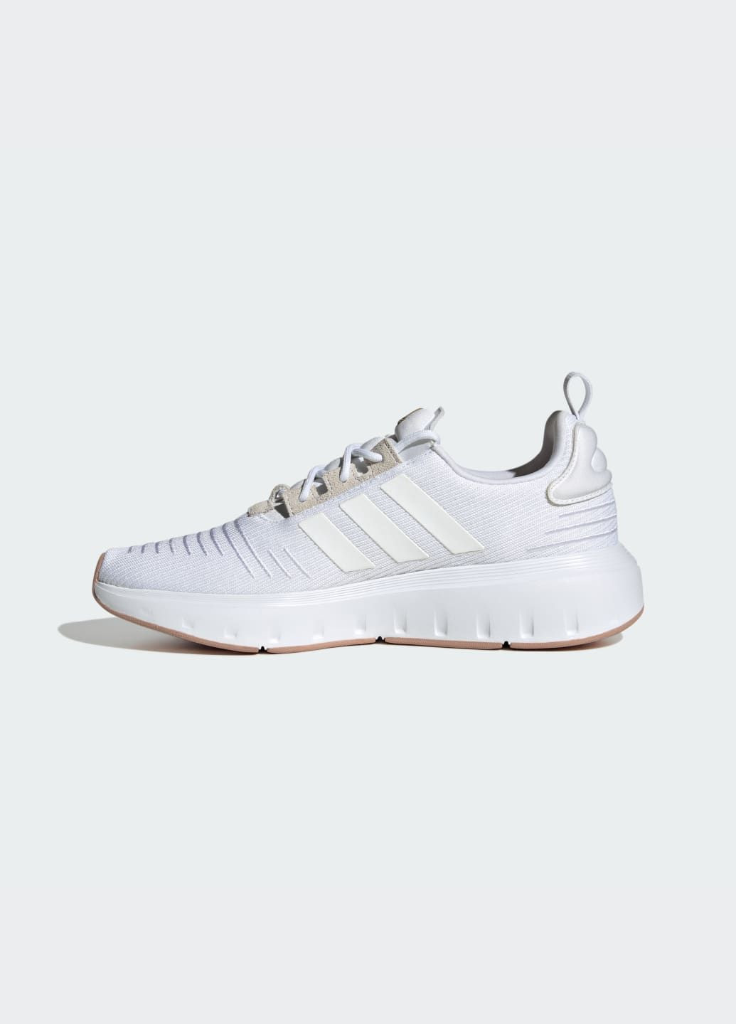 Кроссовки Swift Run adidas белые всесезоны (305843078)