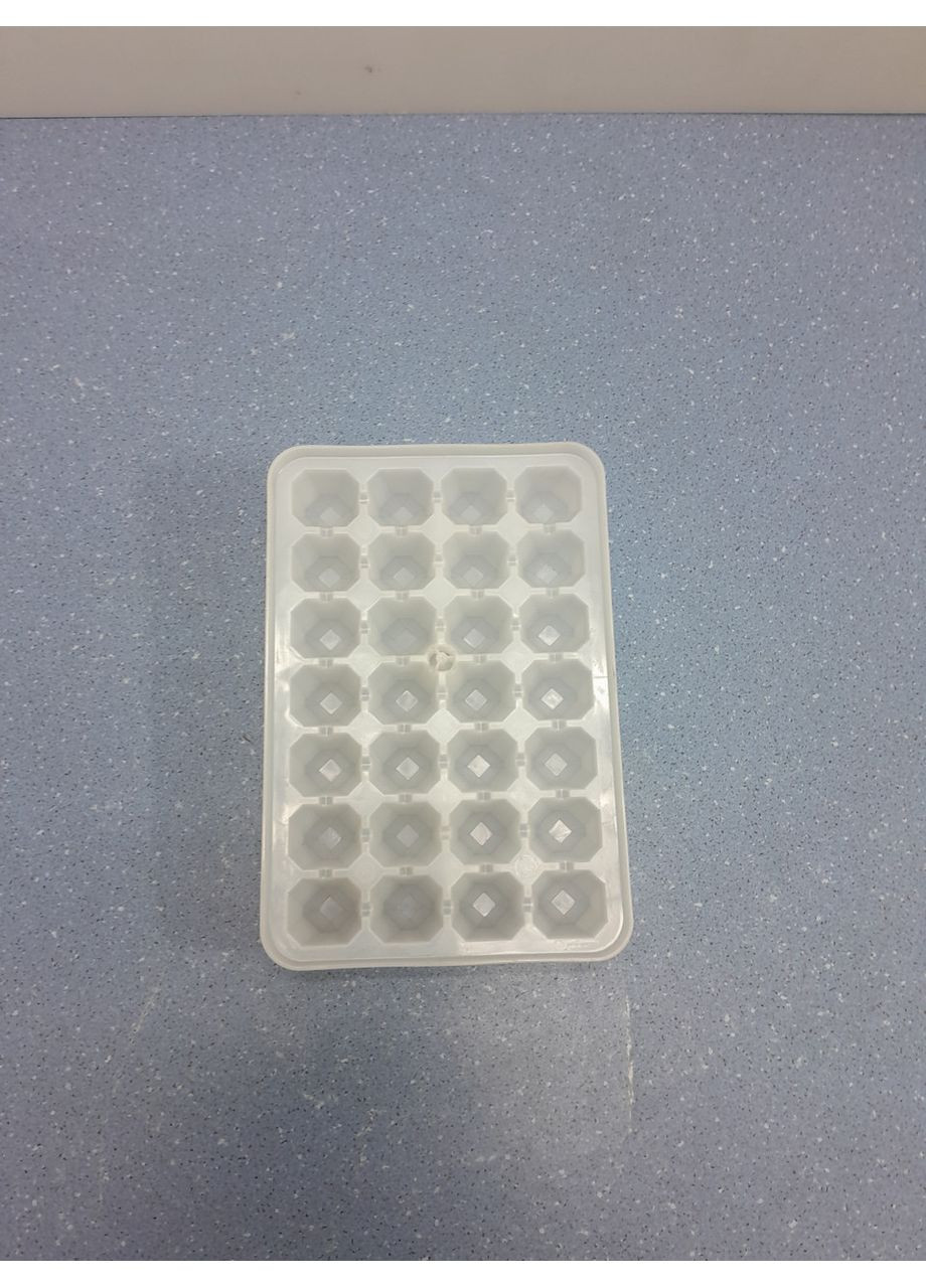 Форма для льда холодильника 7424711 LIEBHERR (361864497)