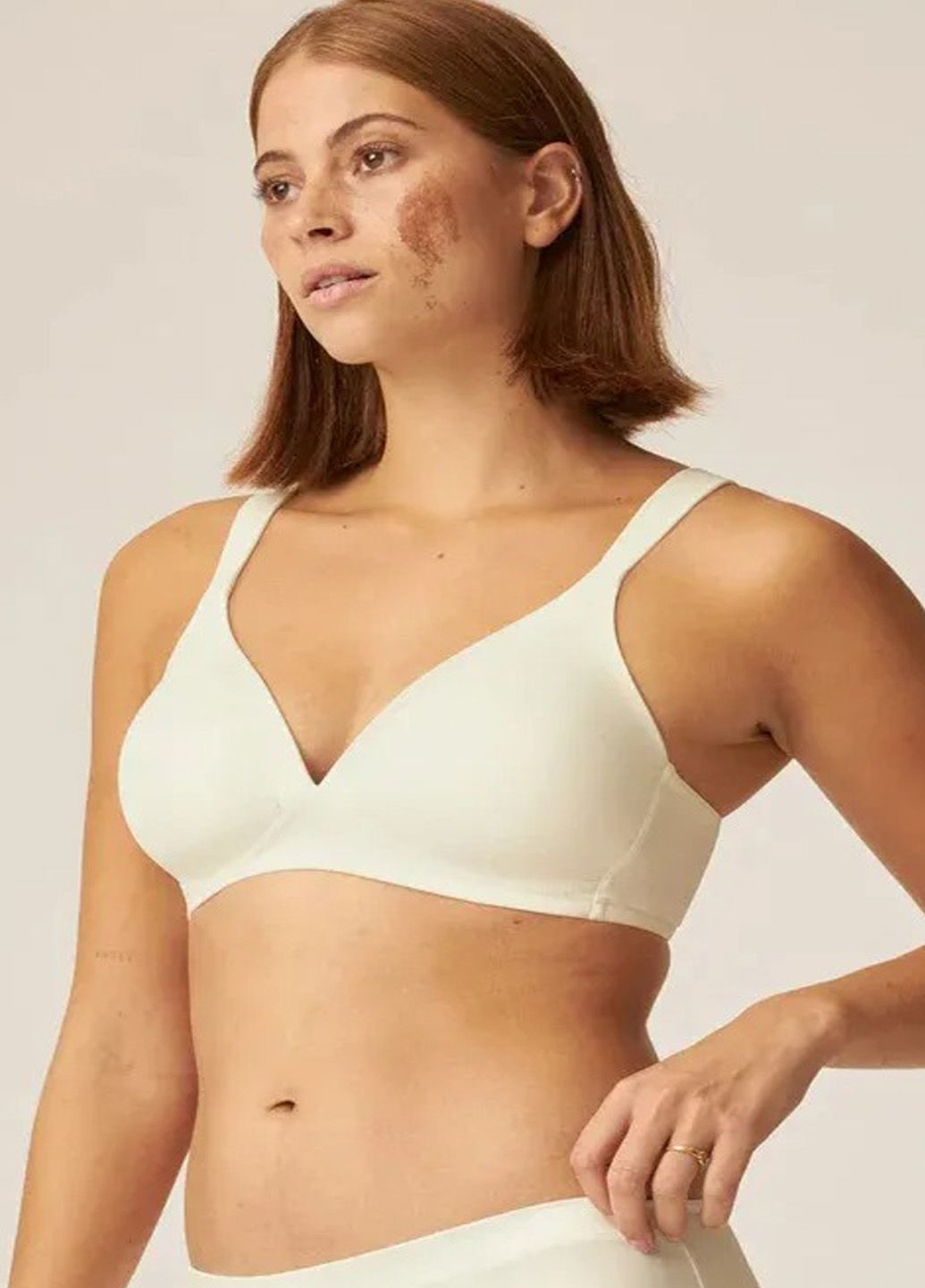 Молочный бюстгальтер Naturana