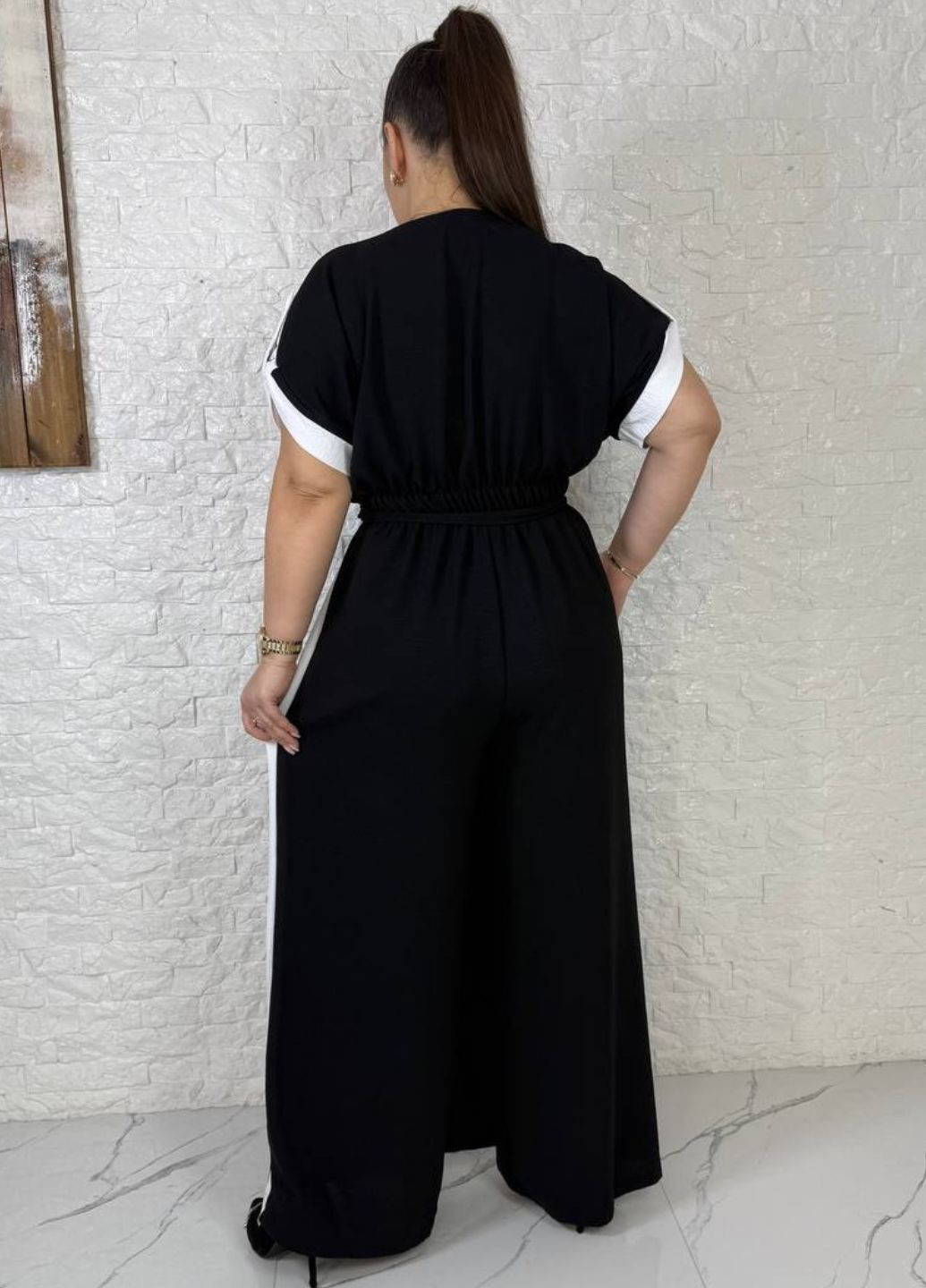 Комбинезон с брюками на запах Україна комбинезон-брюки надпись чёрный повседневный креп