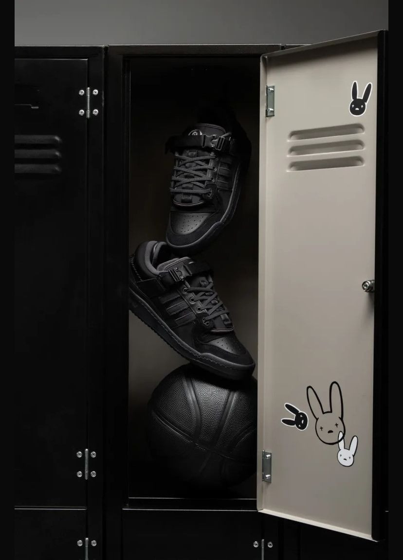 Чорні кроссовки forum low bad bunny back to school black - gw5021 No Brand