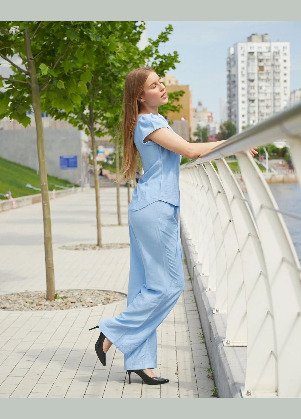 Жіночі брюки прямого крою з кишенями (ll211850069) LadyLike (333341141)