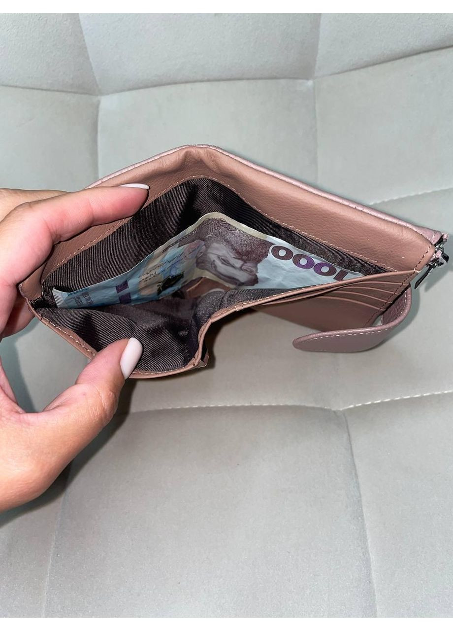 Женский кожаный среднего размера закрывается на кнопку цвет пудра розовый No Brand (370381488)