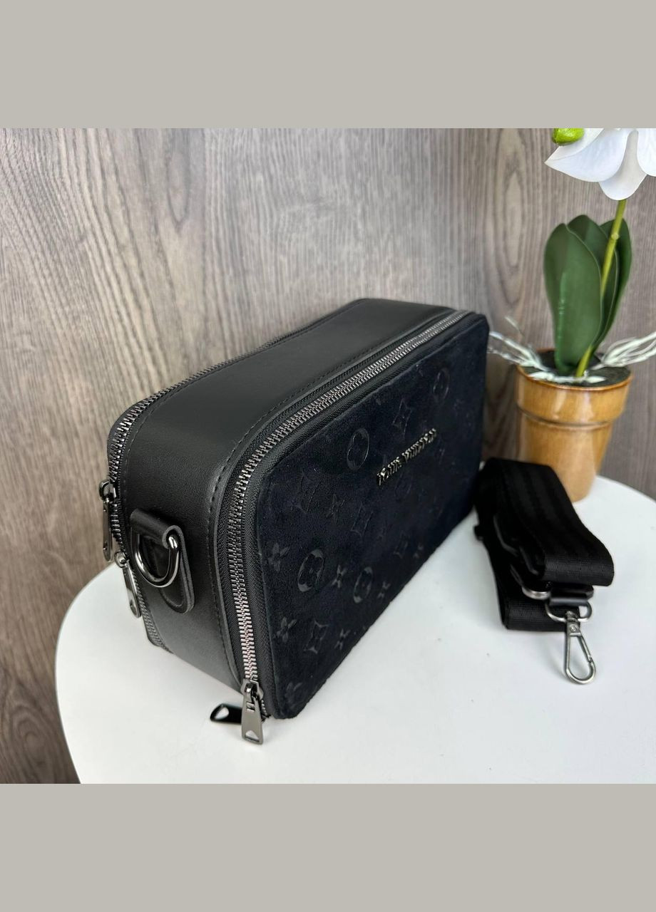 Замшевая женская мини сумочка клатч с тиснением черная No Brand (298998101)