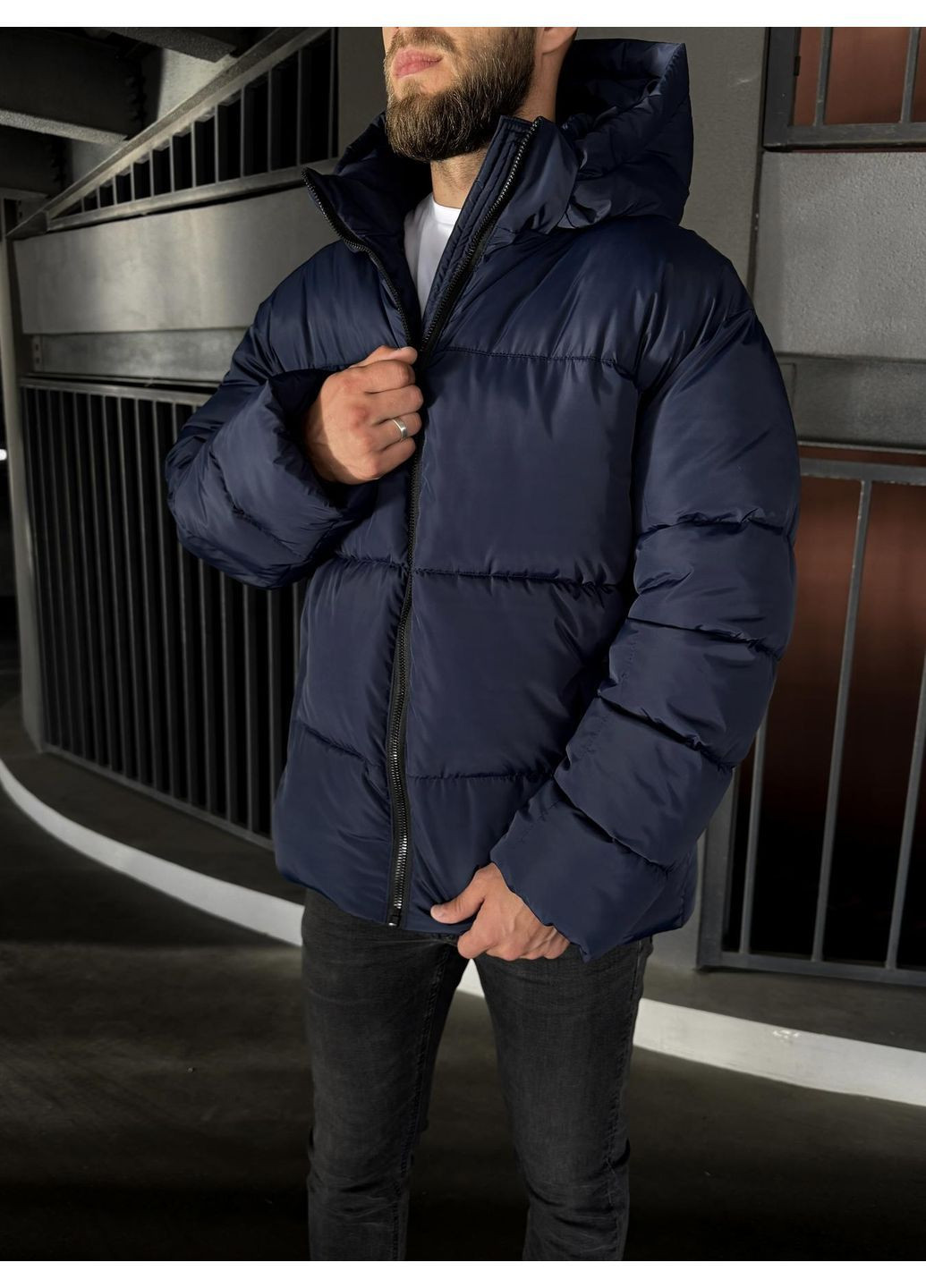 Синяя зимняя зимняя куртка на пуху No Brand