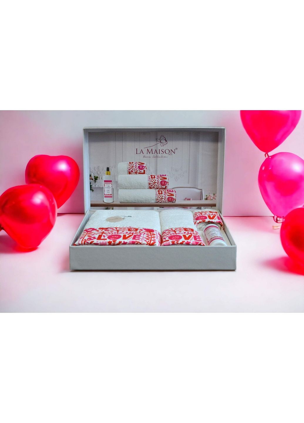 Подарочный набор полотенец с духами 30х50см+50х90см+70х140см La Maison комбинированный