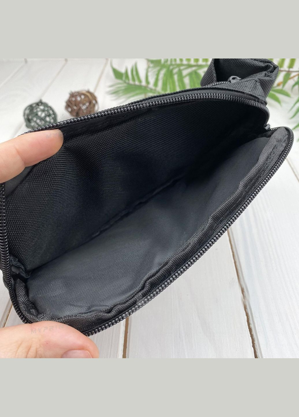 Сумка на пояс (через плечо) бананка, фильм Крестный отец #012 унисекс, 14*22 см, черный No Brand (316120624)