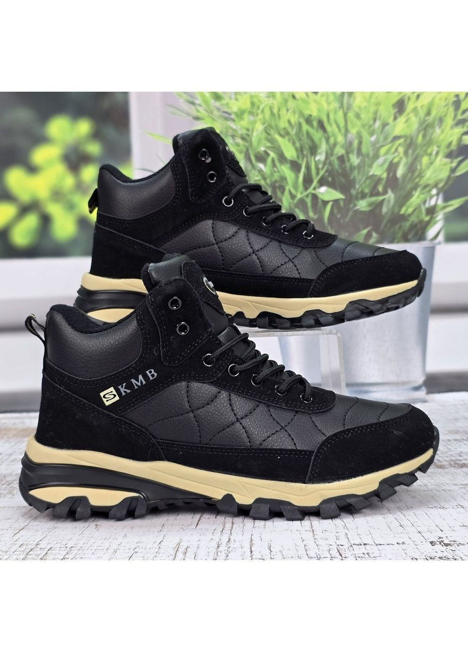 Черные зимние ботинки мужские зимние черные спортивного типа меховые KMB