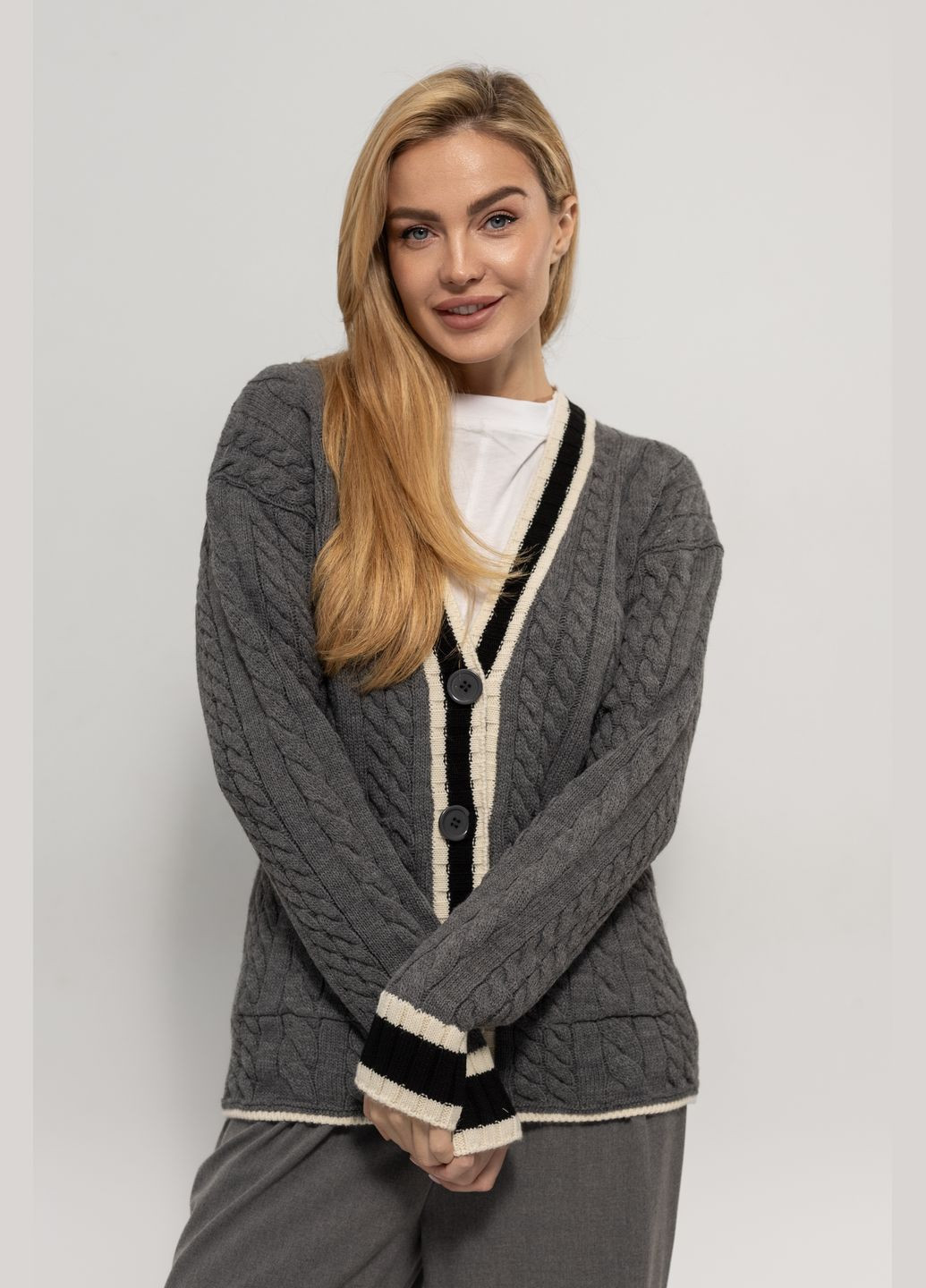 Теплий жіночий кардиган з косичками на ґудзиках Lurex (315056575)