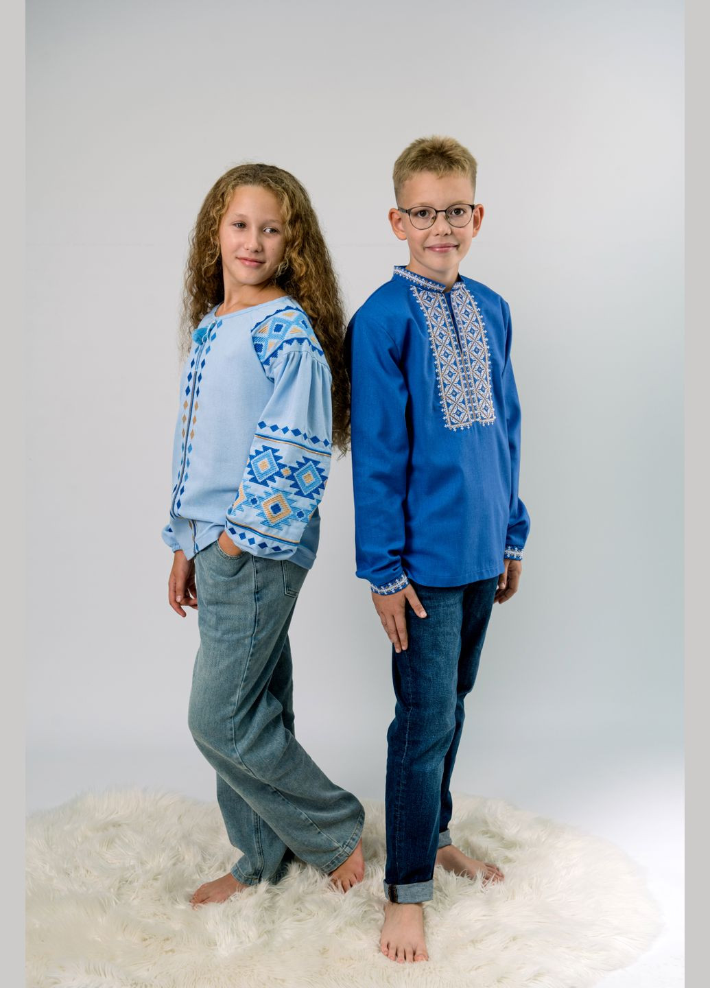 Синя вишиванка для хлопчика з натурального льону – стильна українська сорочка з геометричною вишивкою візерунок орнамент льон (314872697)