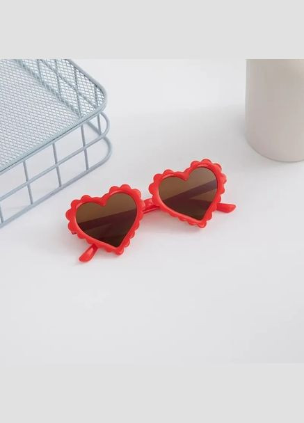 Солнцезащитные очки сердца для девочки (красный) No Brand (331777986)