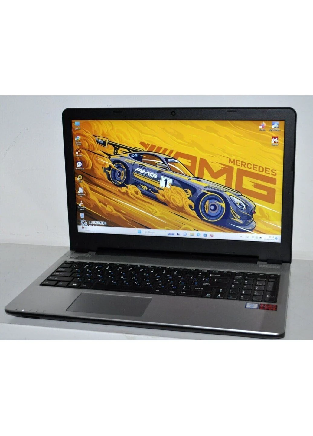 Ноутбук D15S PlaidBook / 15.6" (1366x768) TN / intel Core i5-6200U (2 (4) ядра по 2.3 - 2.8 GHz) / 8 GB DDR3 / 240 GB SSD NEW / Pegatron (398130340)