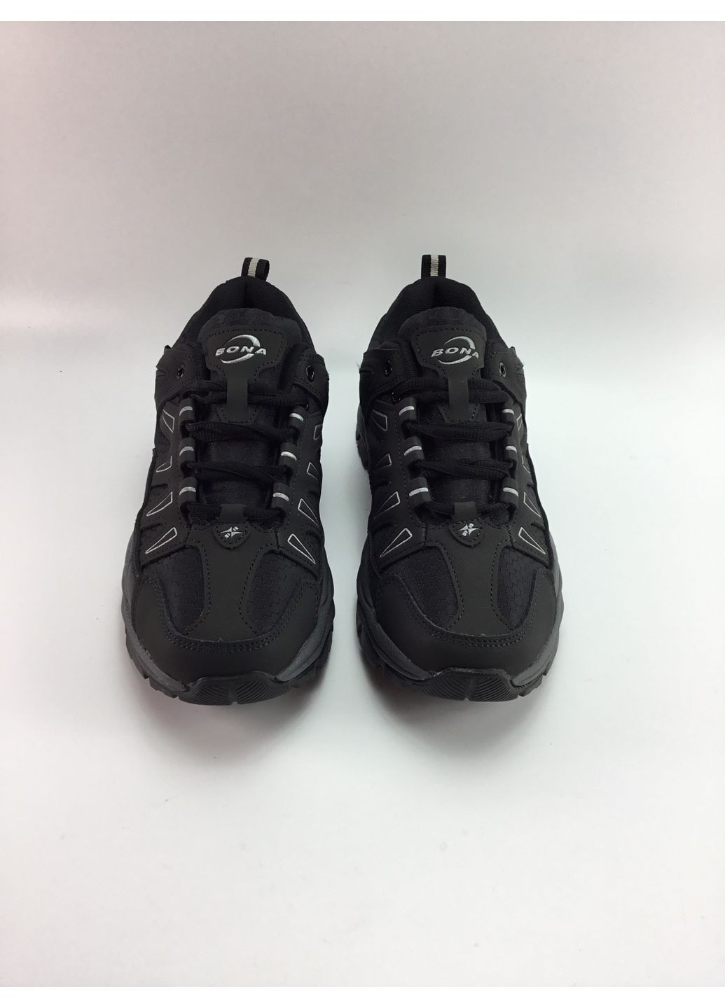 Чорні Осінні чоловічі кросівки на мембрані Bona