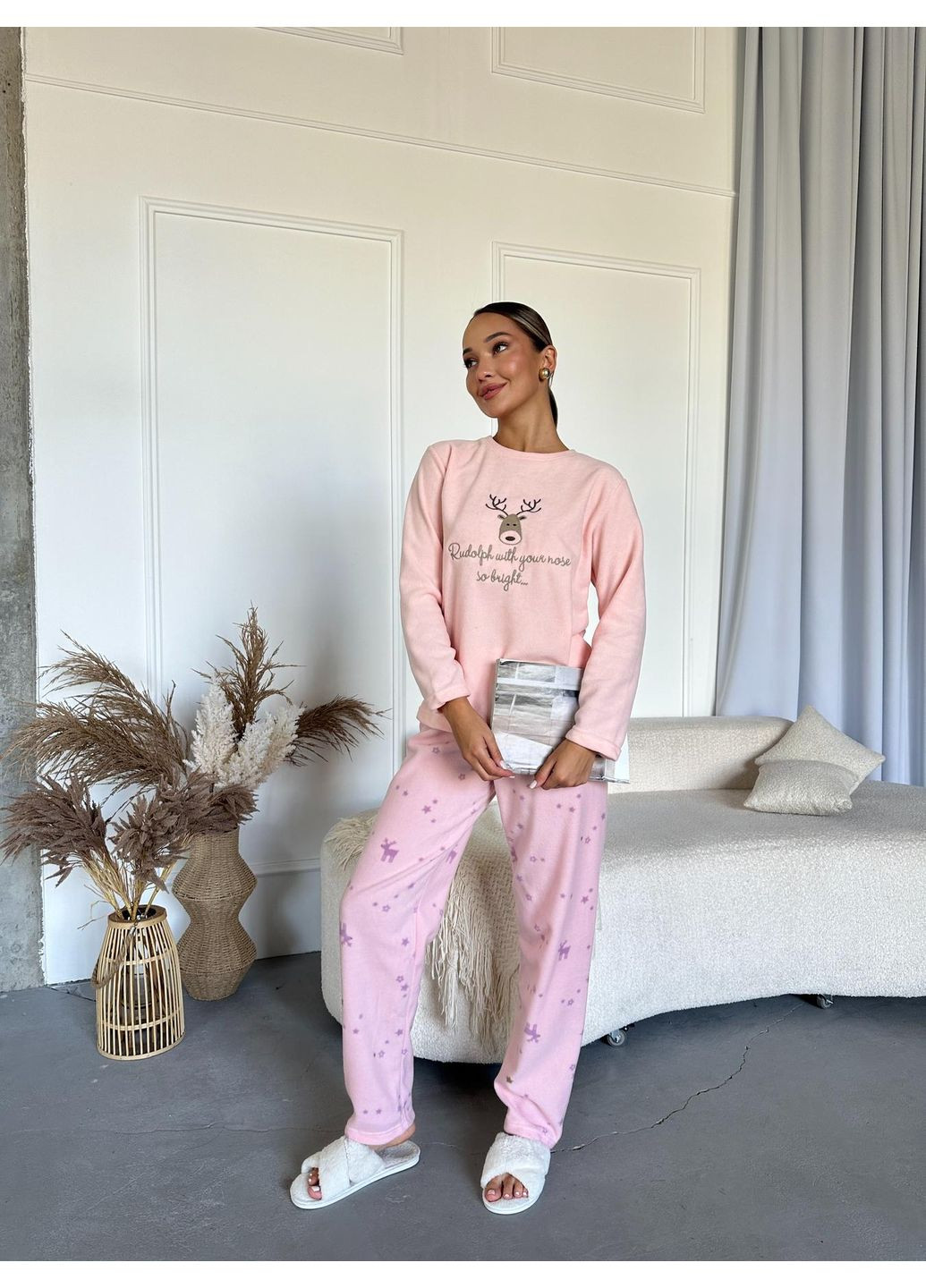 Персиковая всесезон женская теплая пижама "олененок рудольф" кофта + брюки Leyla