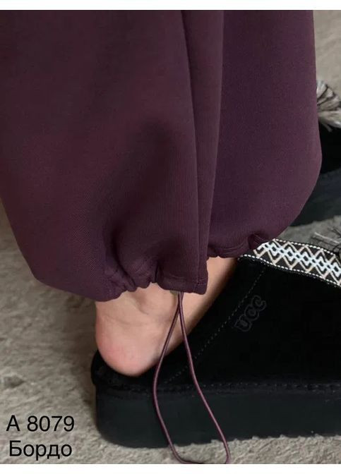 Жіночий спортивний костюм бордовий No Brand (366889602)