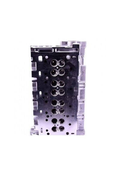 Головка блоку циліндрів Renault Master/Trafic 2.2/2.5dCi 01 908797 (opt-om) AMC (347158358)