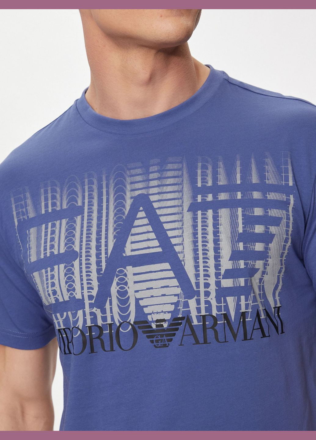 Синяя футболка EA7