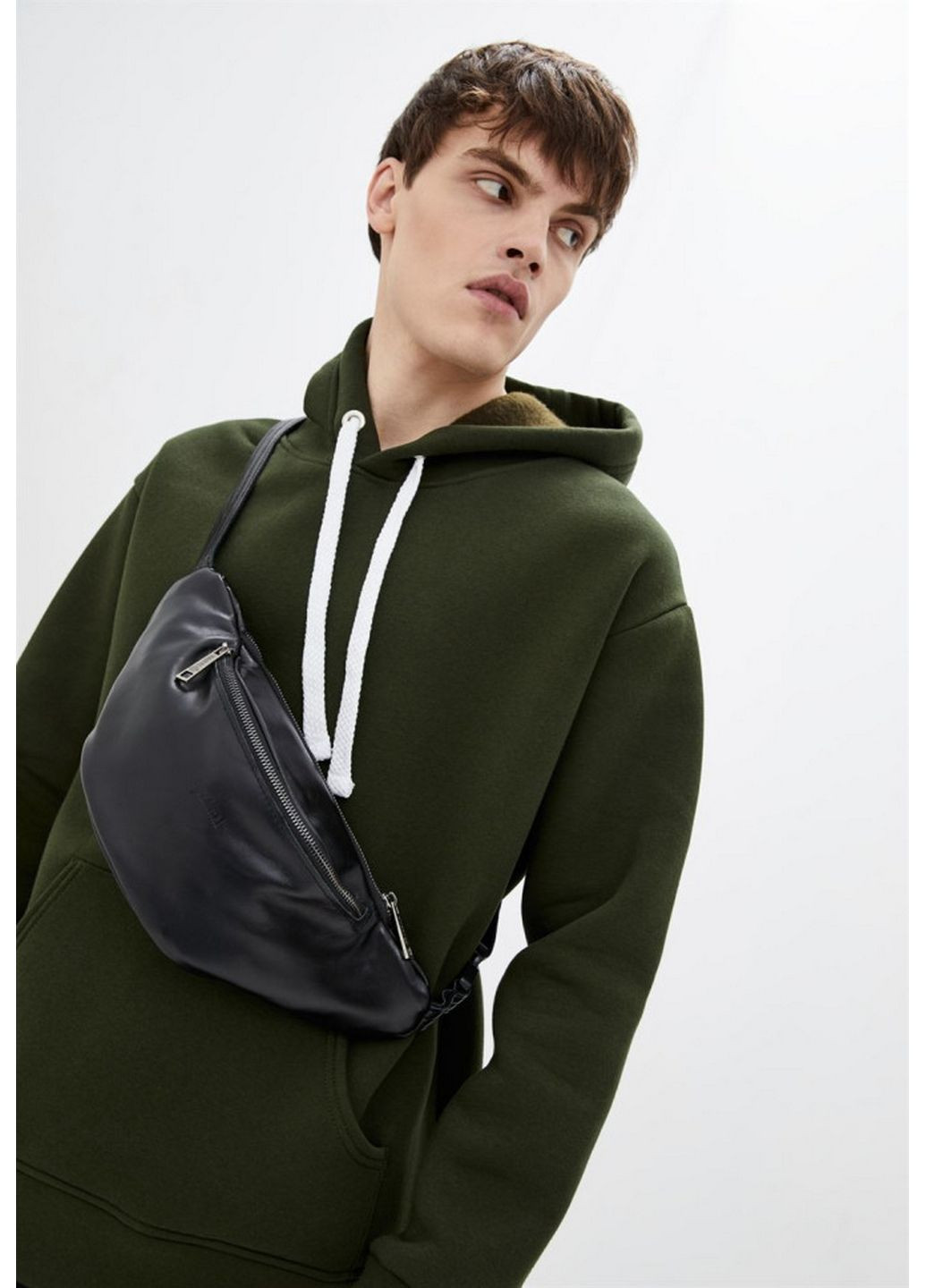 Кожаная бананка 36х14х8 см TARWA (315869041)