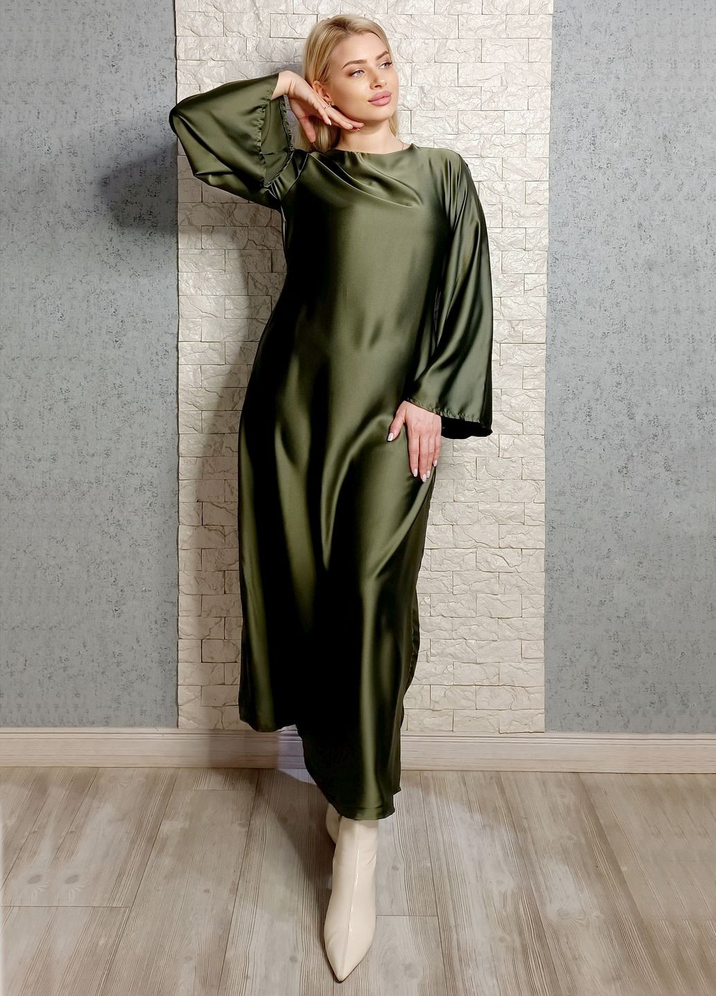 Оливкова коктейльна сукня а-силует Moda Italia однотонна