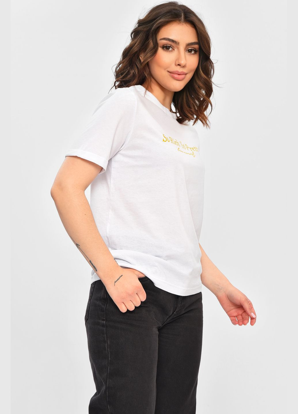 Футболка жіноча однотонна білого кольору з написом Let's Shop - (332565013)