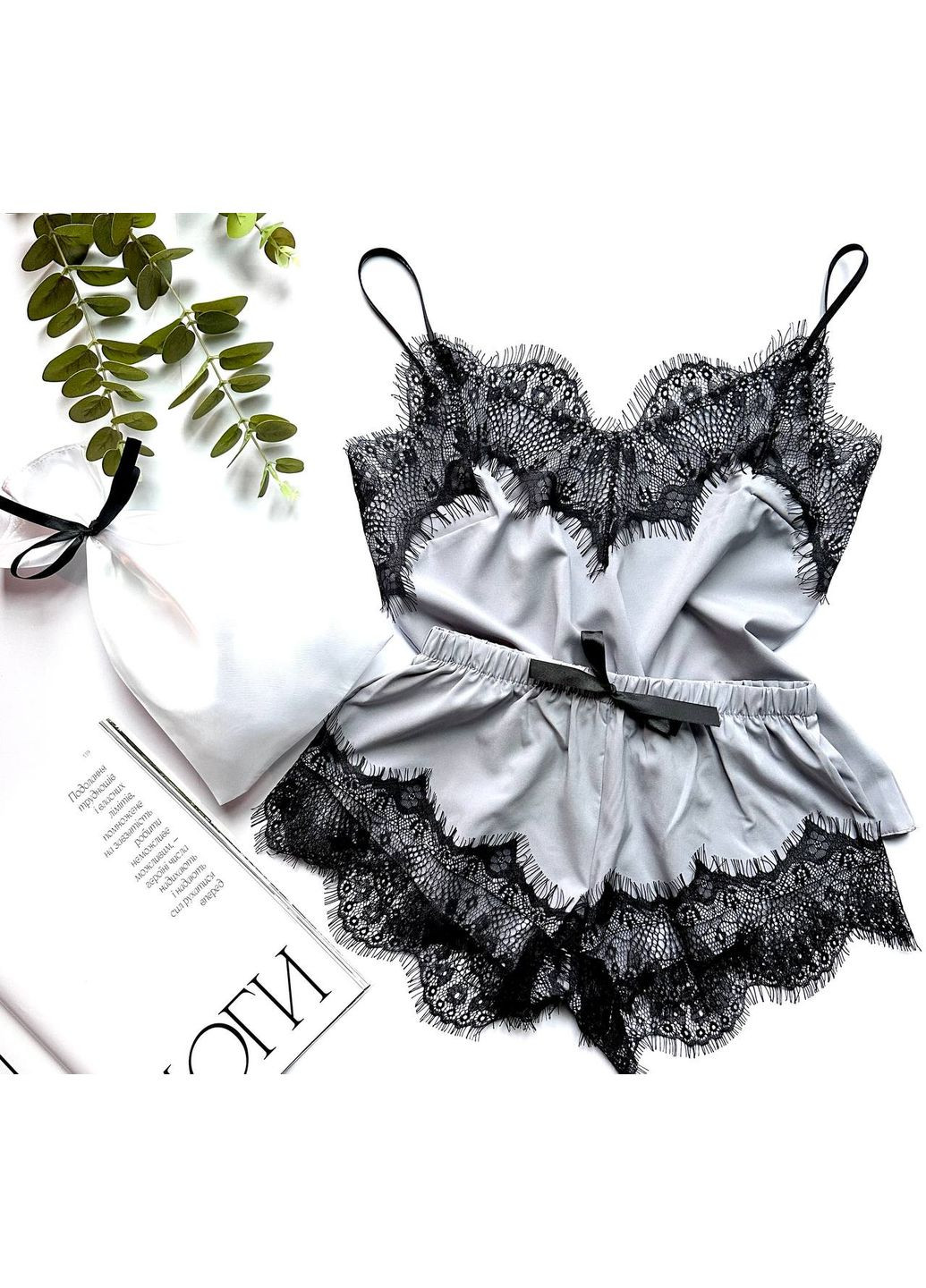 Сіра всесезон піжама з мереживом, комплект на подарунок майка + шорти Exclusive