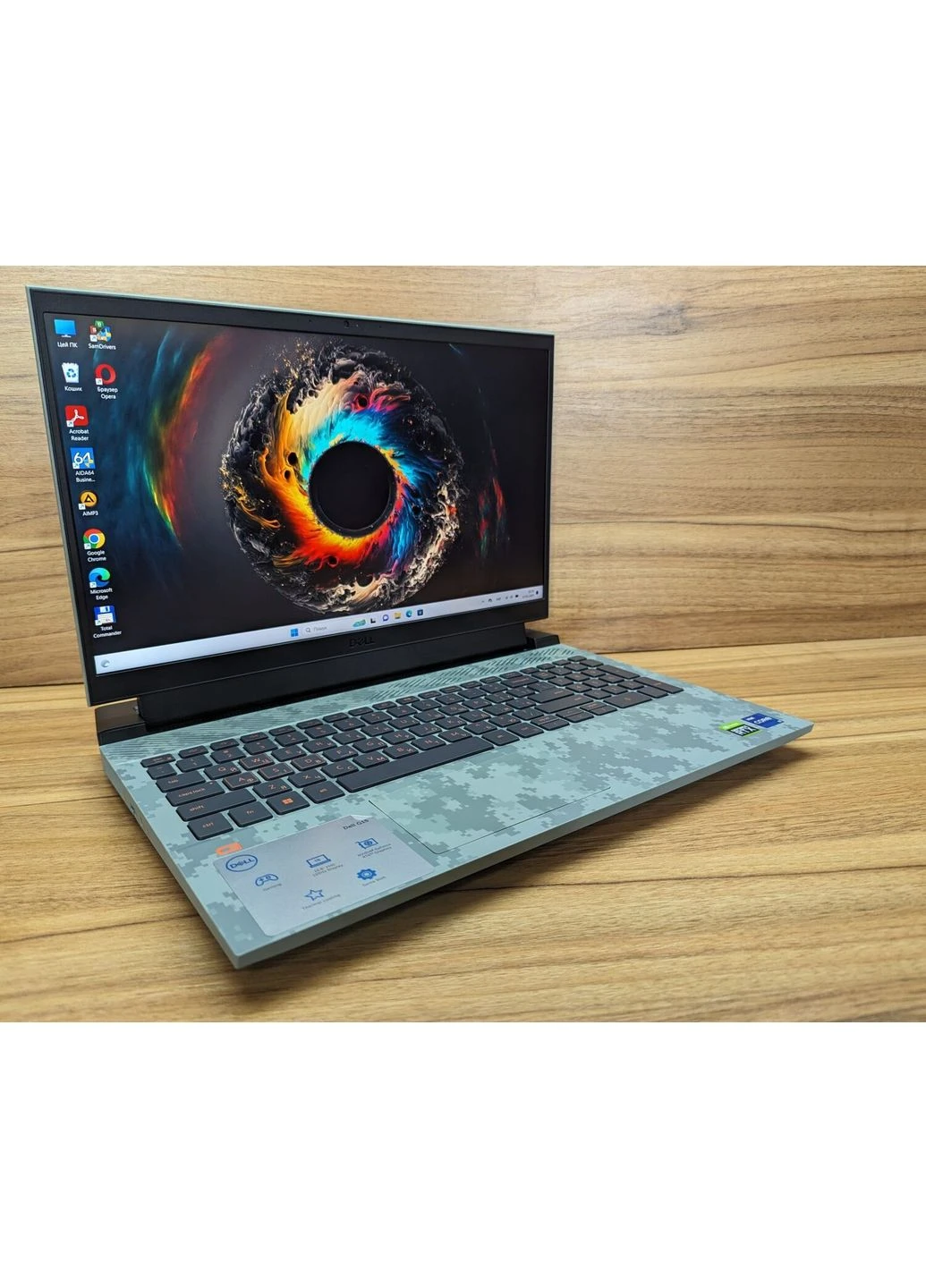 Ігровий ноутбук G15 5520 / 15.6" (1920x1080) IPS / Intel Core i7-12700H (14 (20) ядер по 3.5 - 4.7 GHz) / 16 GB DDR5 / 1000 GB Dell (398146600)