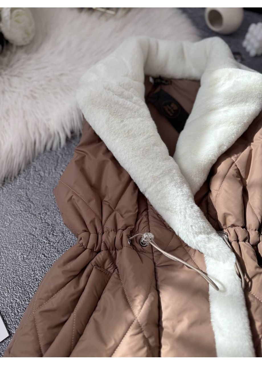 Женская жилетка с экохутром MonCher (358067907)