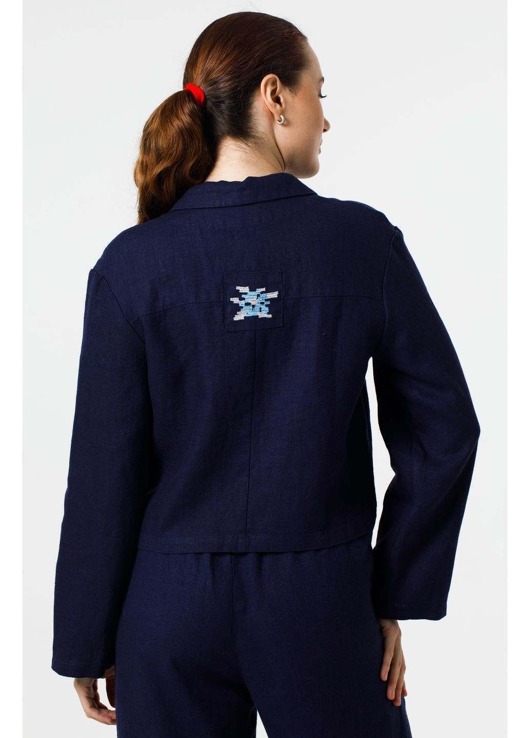 Жіночий вишитий лляний жакет без підкладки на ґудзиках, з комірцем та кишенями Зореслава., р., код 5473/44/1330 ГАЛЕРЕЯ ЛЬОНУ (369667883)